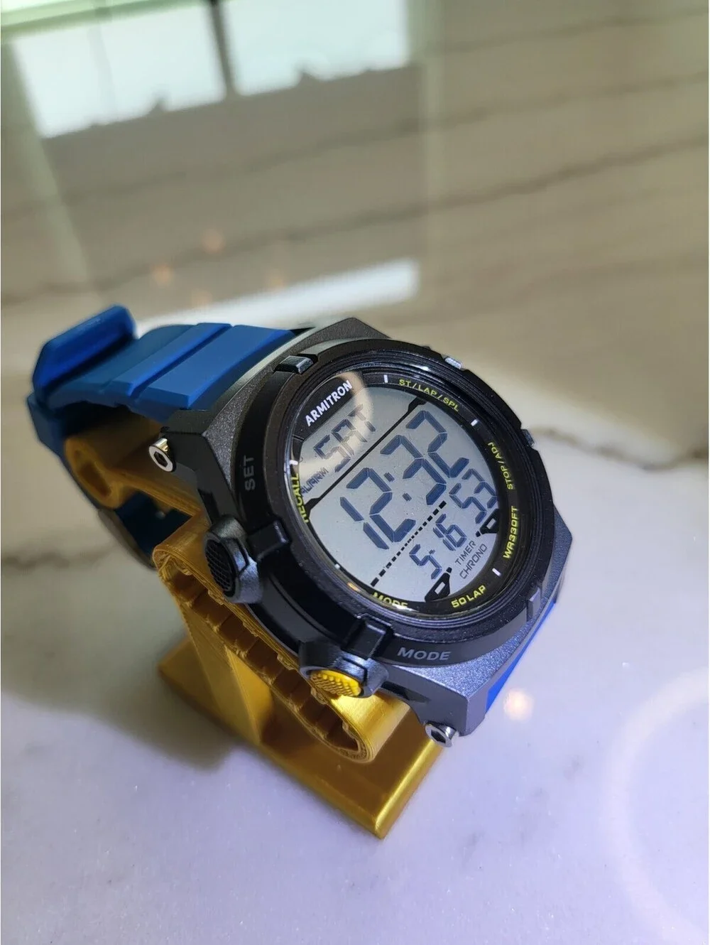 Armitron ProSport M1192 Mens Watch Black Acrylic 100m AlarmChron Date Quartz EUC